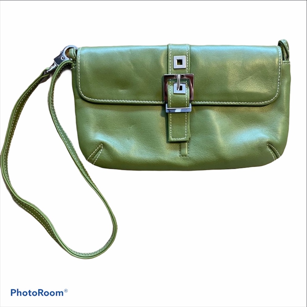 Perlina Convertible Wristlet